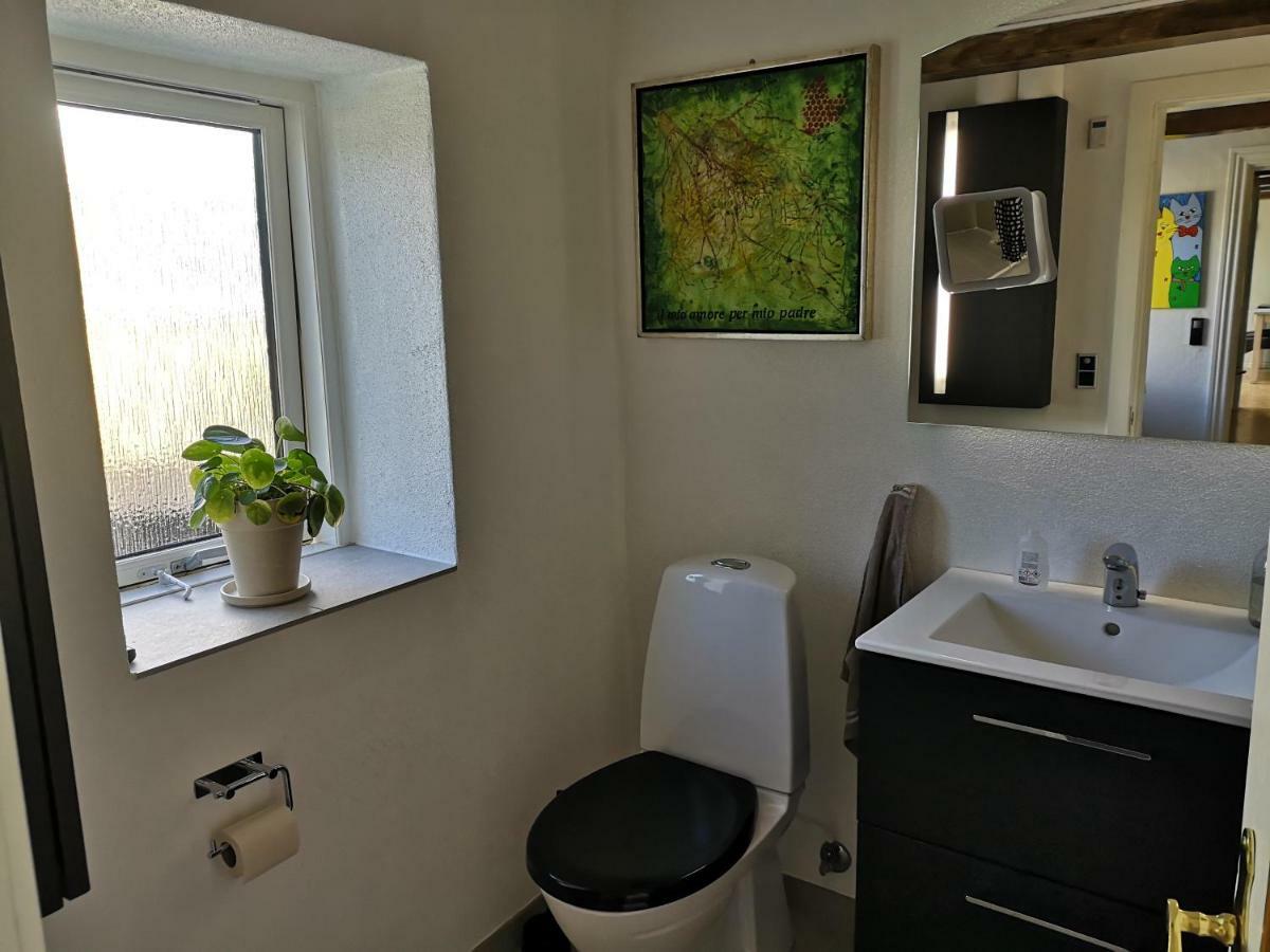 Commuter Room For One Or Two People Munkebo 외부 사진
